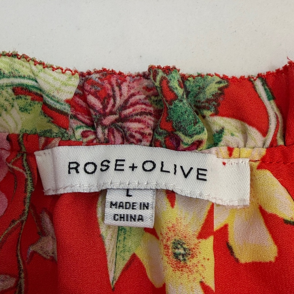 Rose + Olive sleeveless red floral blouse - Picture 3 of 5